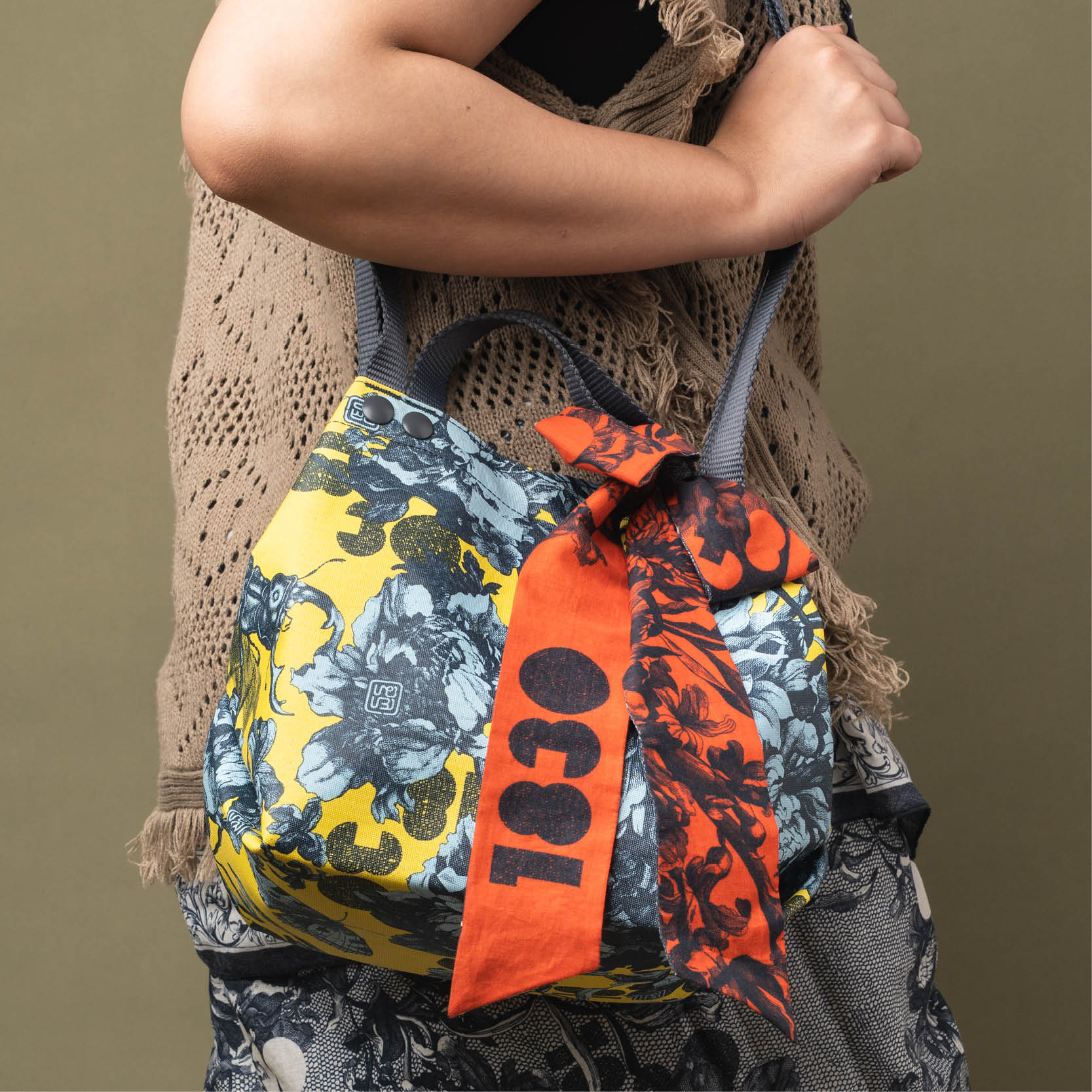 Botani Pop - Hobbit Tote - Image 5