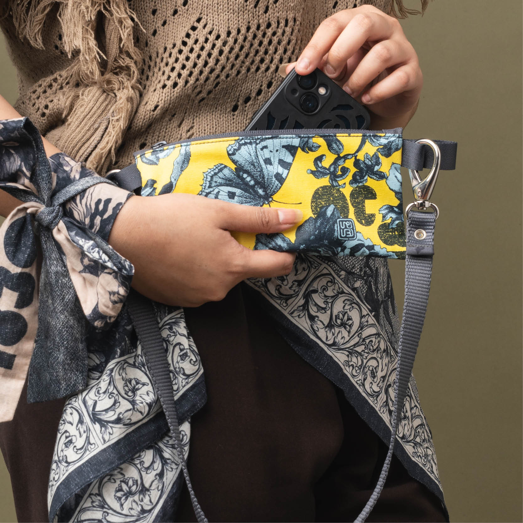Botani Pop - Petite Pouch - Image 4