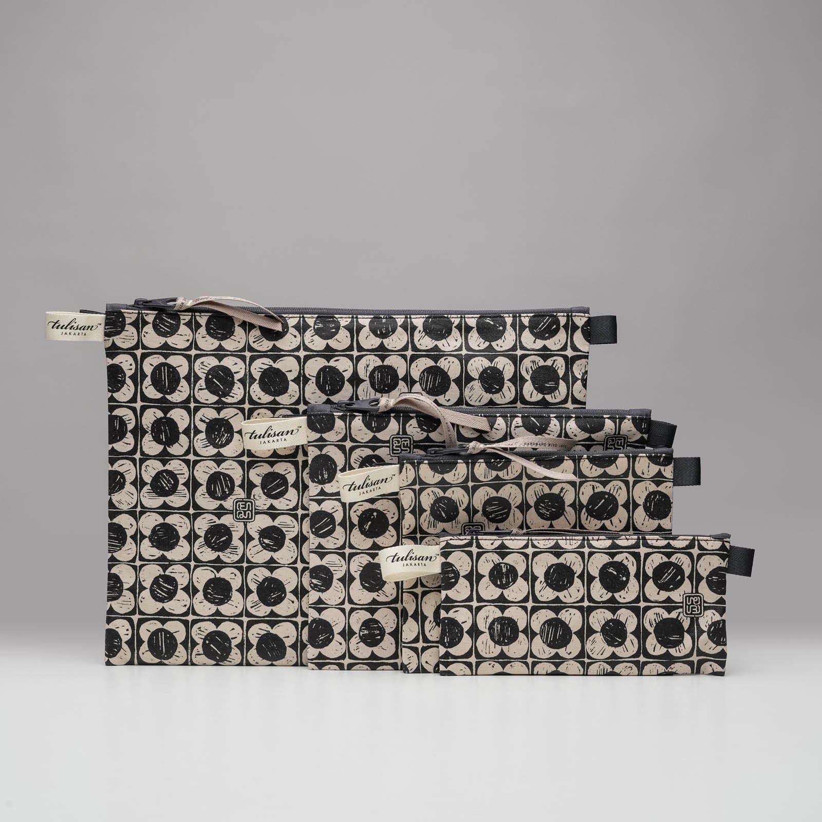 Bungaku - Small Pouch - Image 3