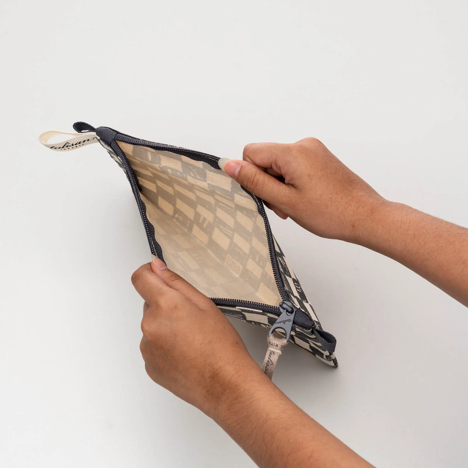 Catur - Medium Pouch - Image 2