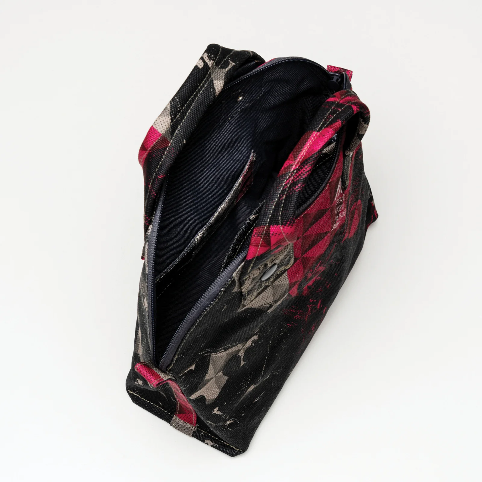 Daynight Space - Mungil Bag - Image 3