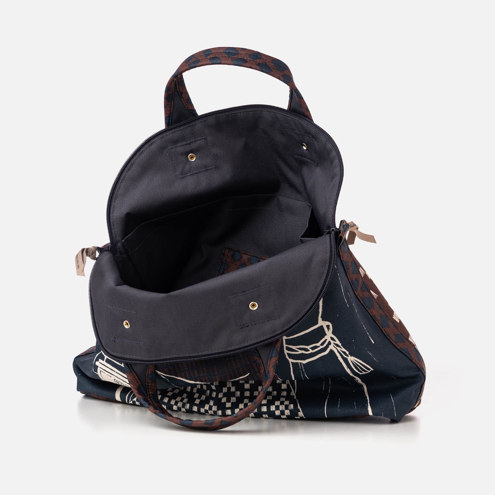 Four Women - Originals Opera Bag - Image 4