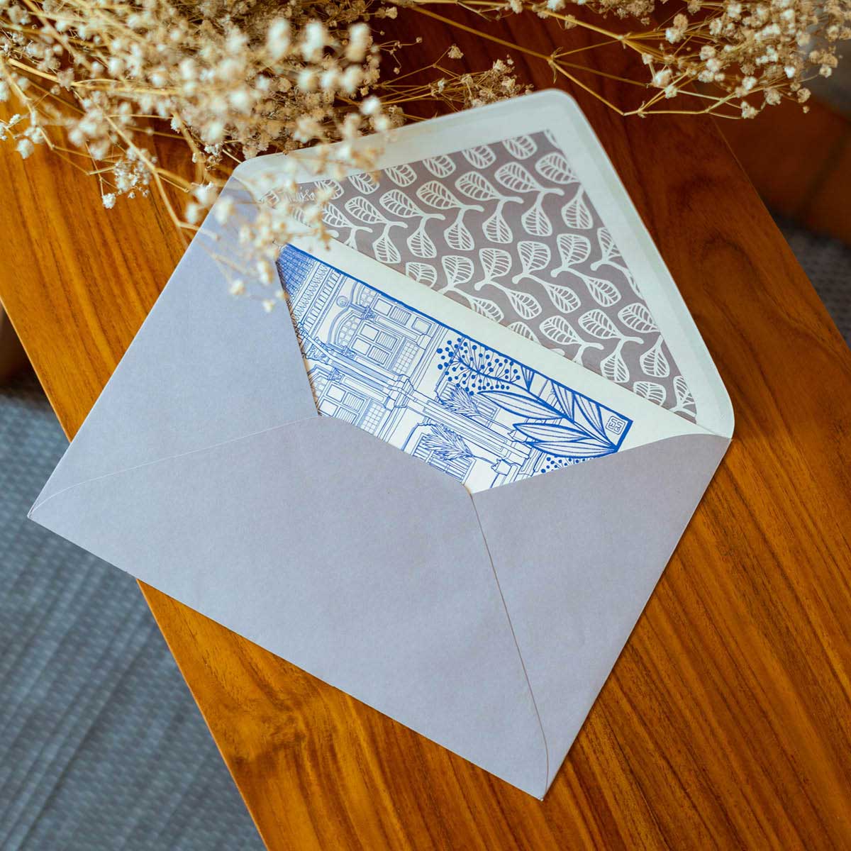Large Postcard Set - Image 13
