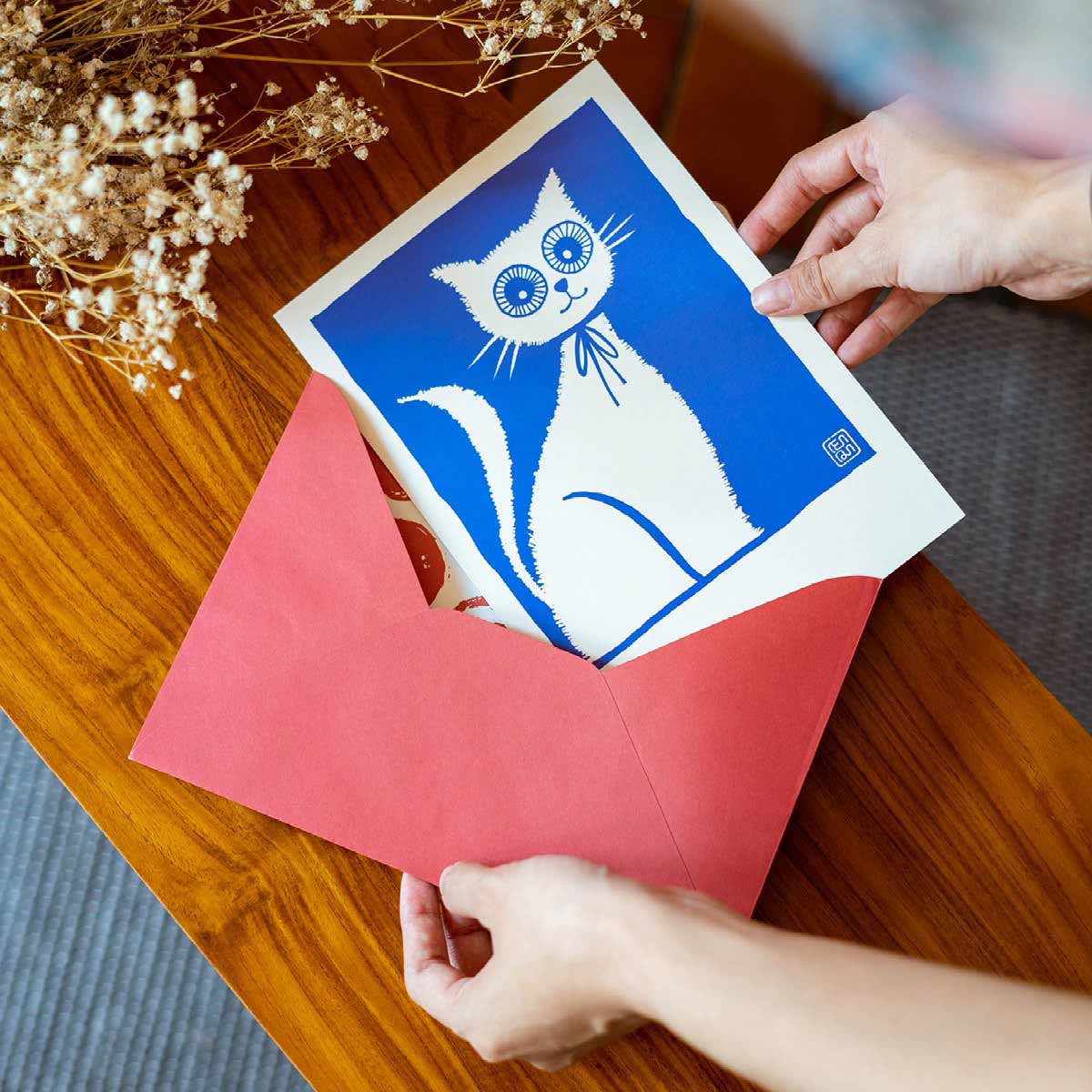 Large Postcard Set - Image 20