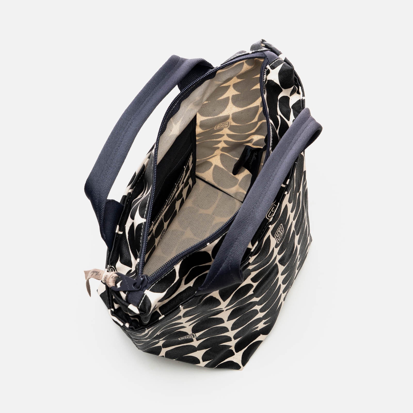 Mangkok - Cosmopolitan Tote - Image 10