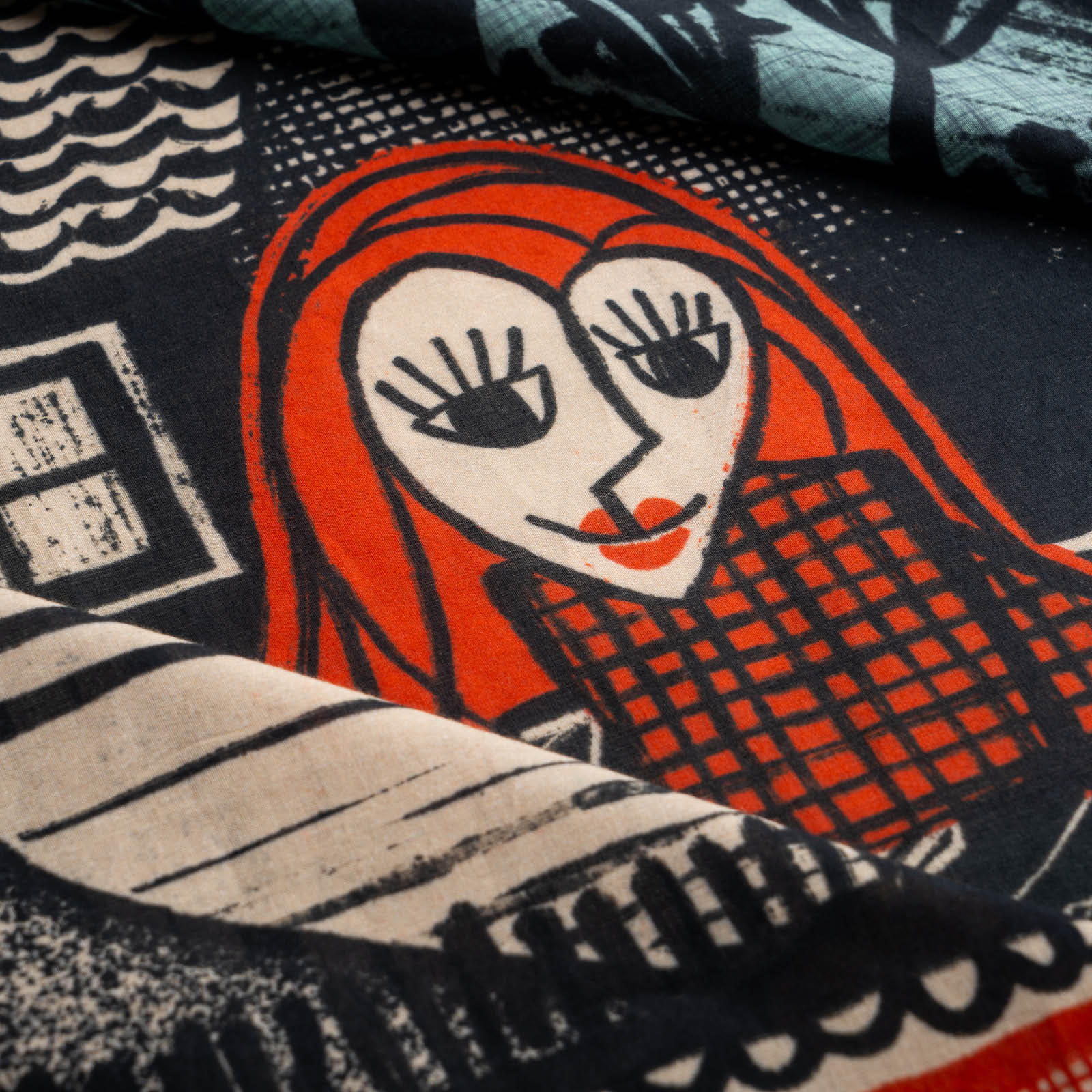 New Dawn - Mantilla Scarf - Image 4