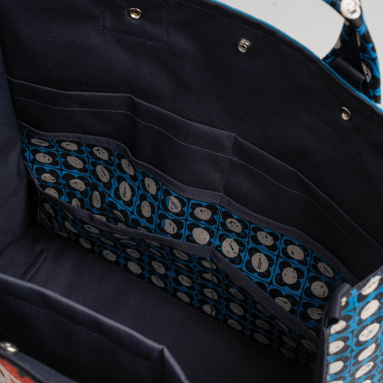 Poci - Originals Urban Tote - Image 13