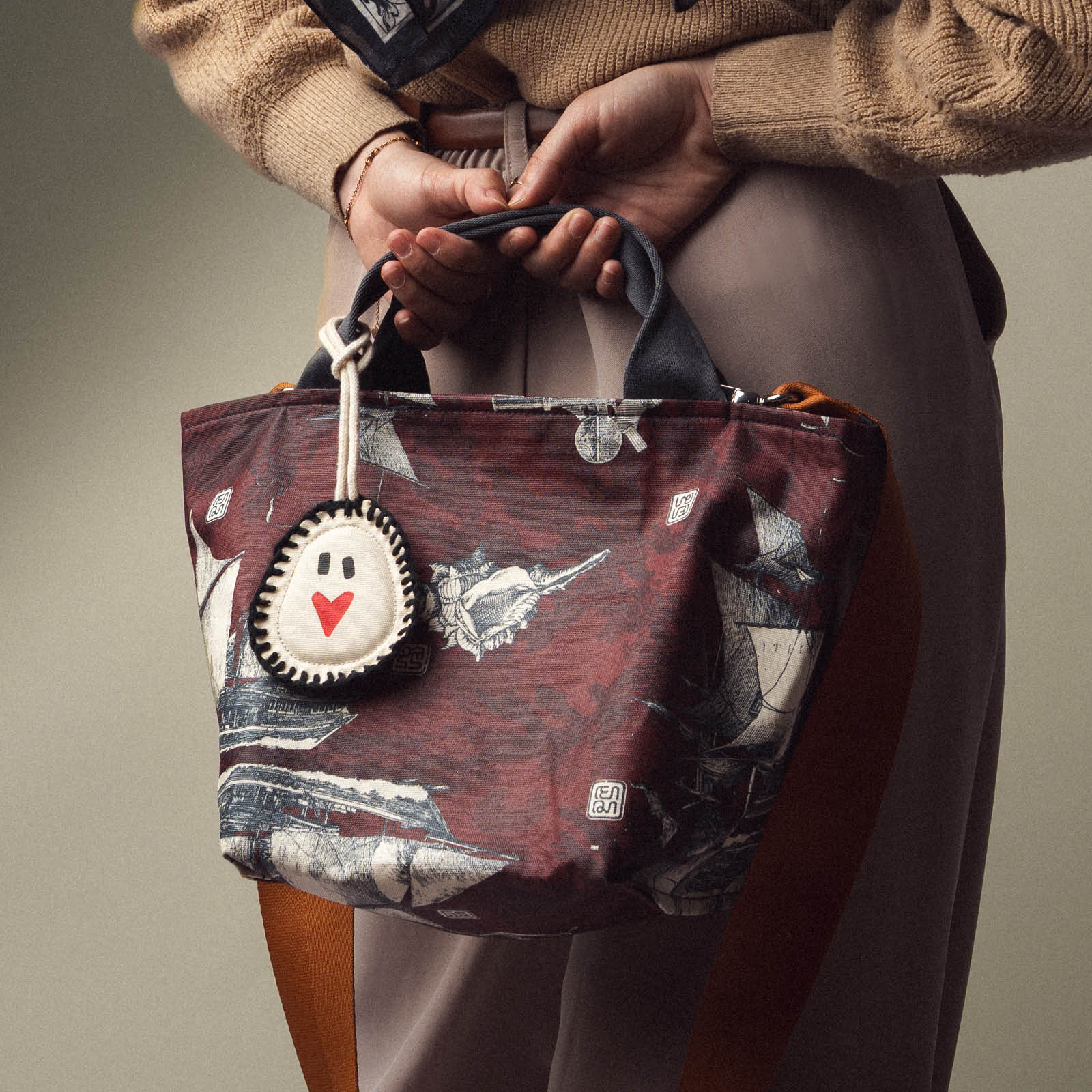 Pinisi Classic - Cosmopolitan Tote - Image 3