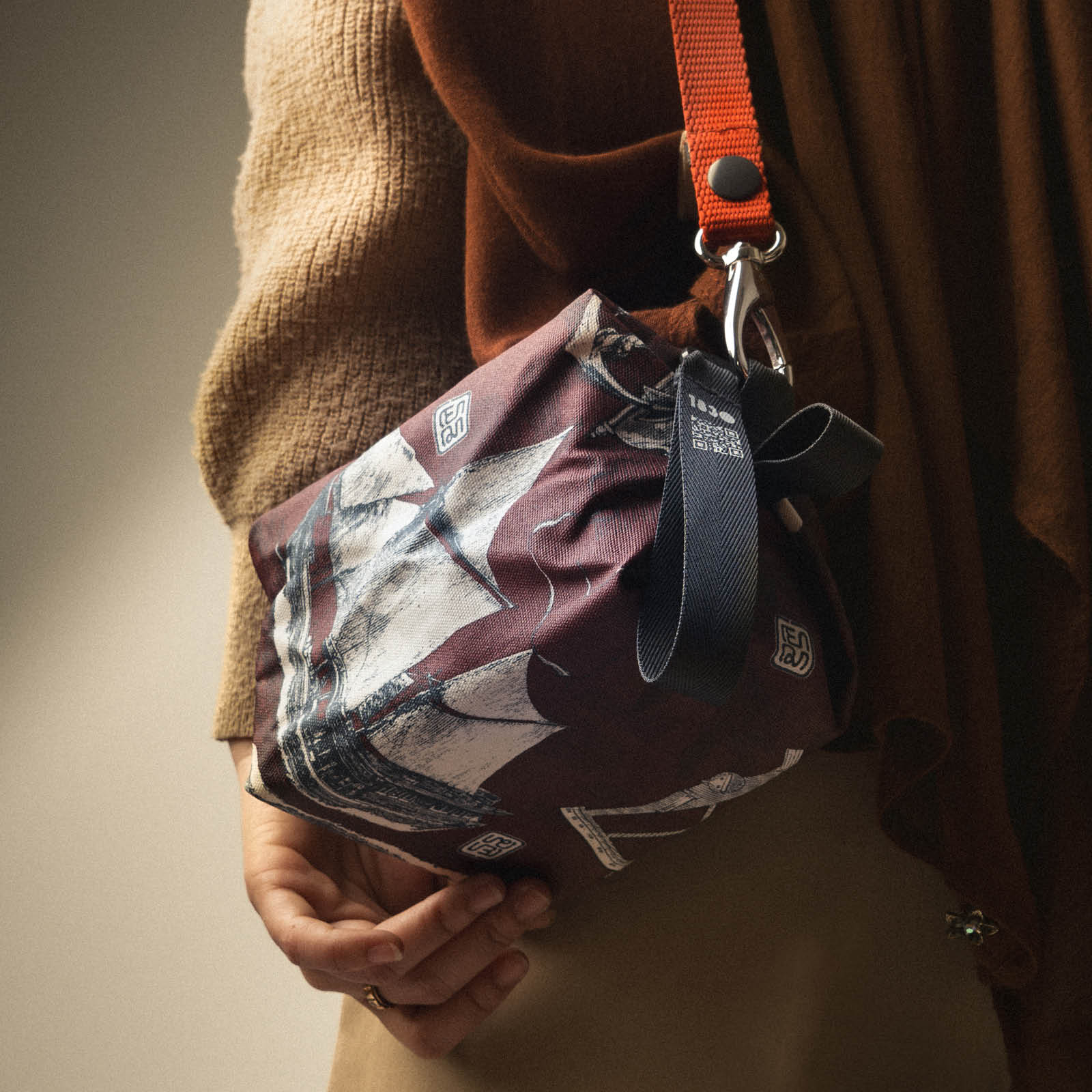 Pinisi Classic - Small Cube - Image 3