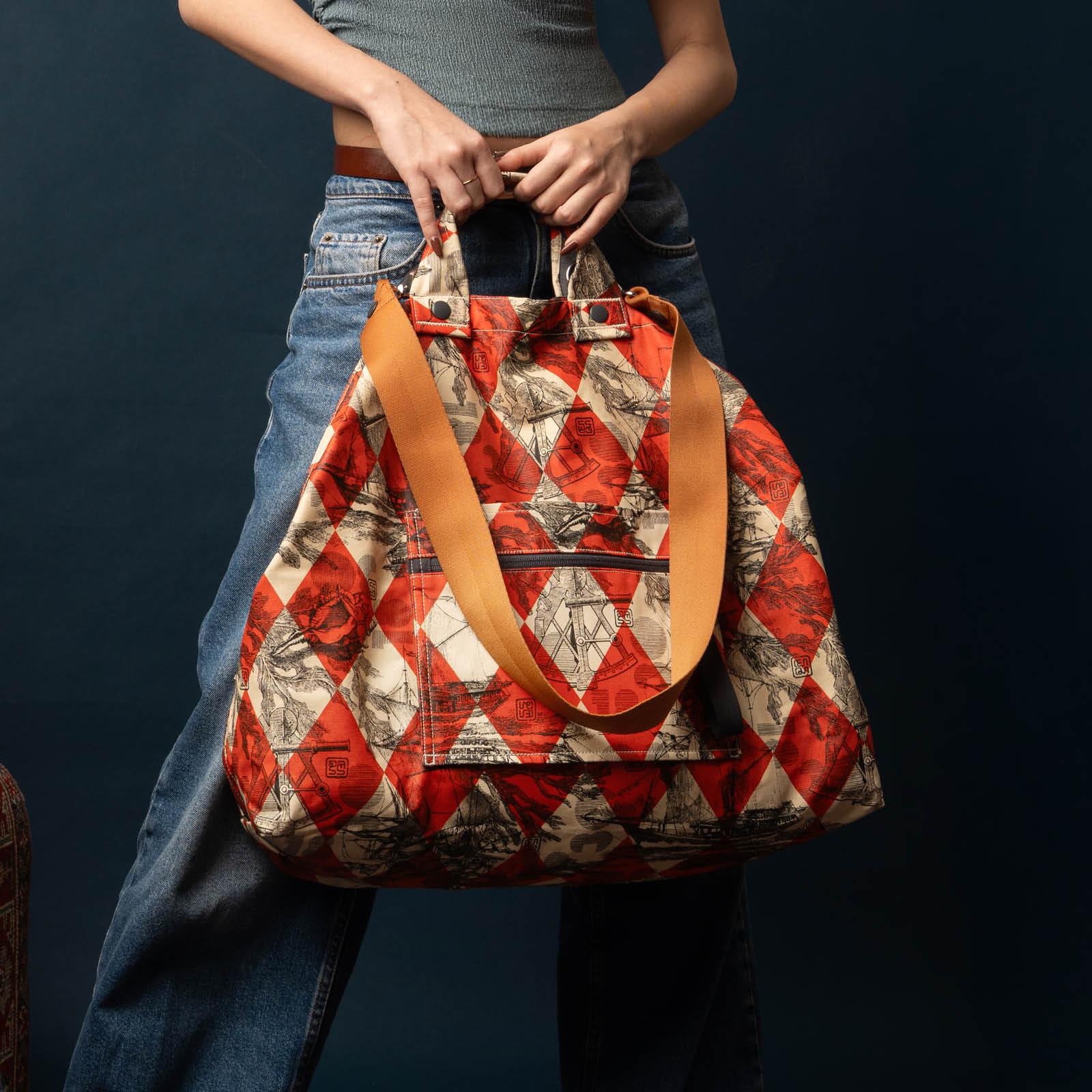 Pinisi Wajik - Runaway Bag - Image 5