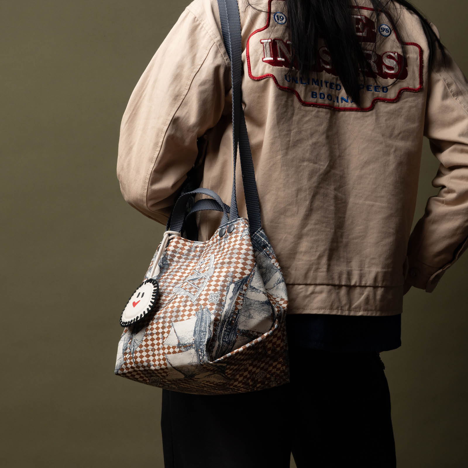 Pinisi Wajikito - Hobbit Tote - Image 7