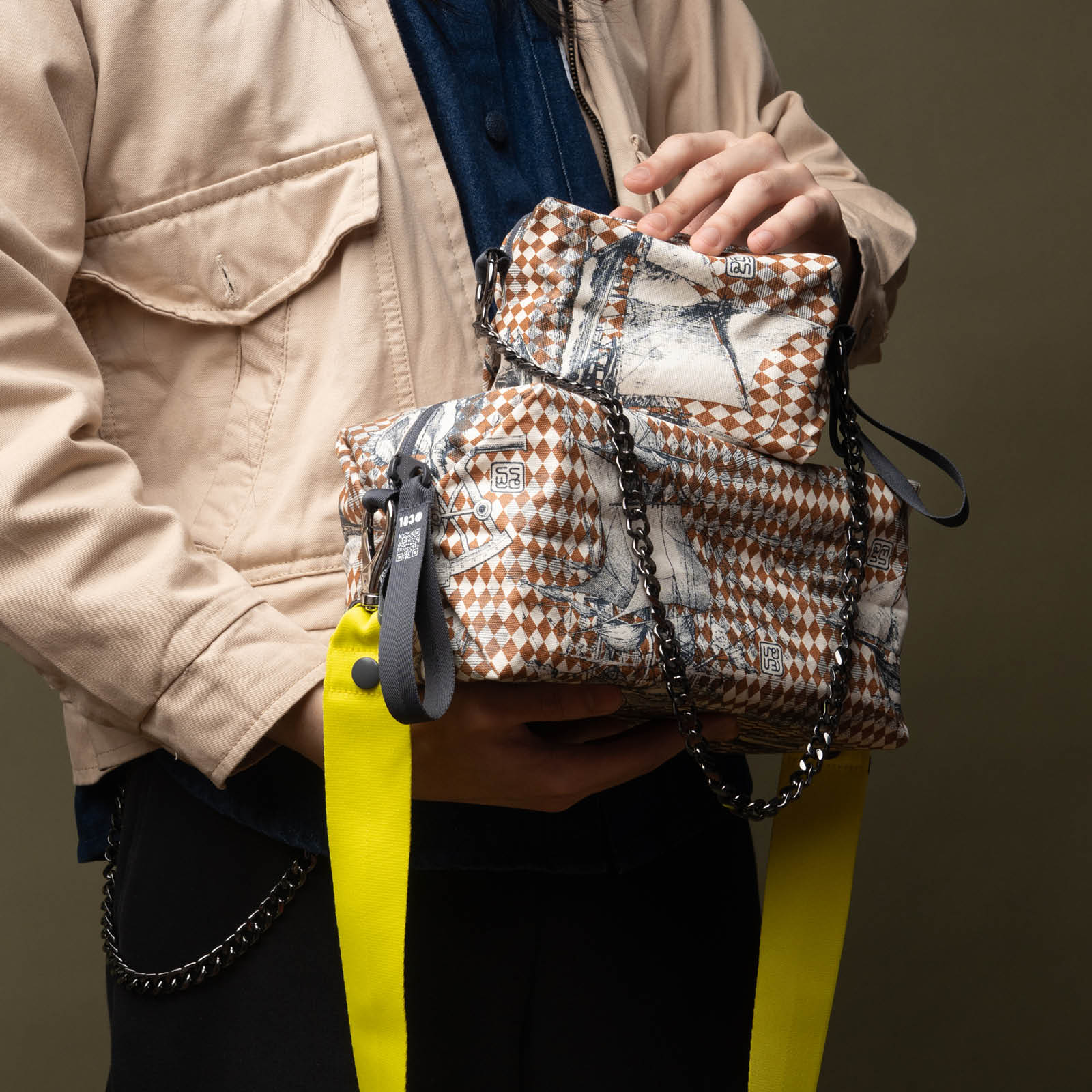 Pinisi Wajikito - Medium Cube - Image 8