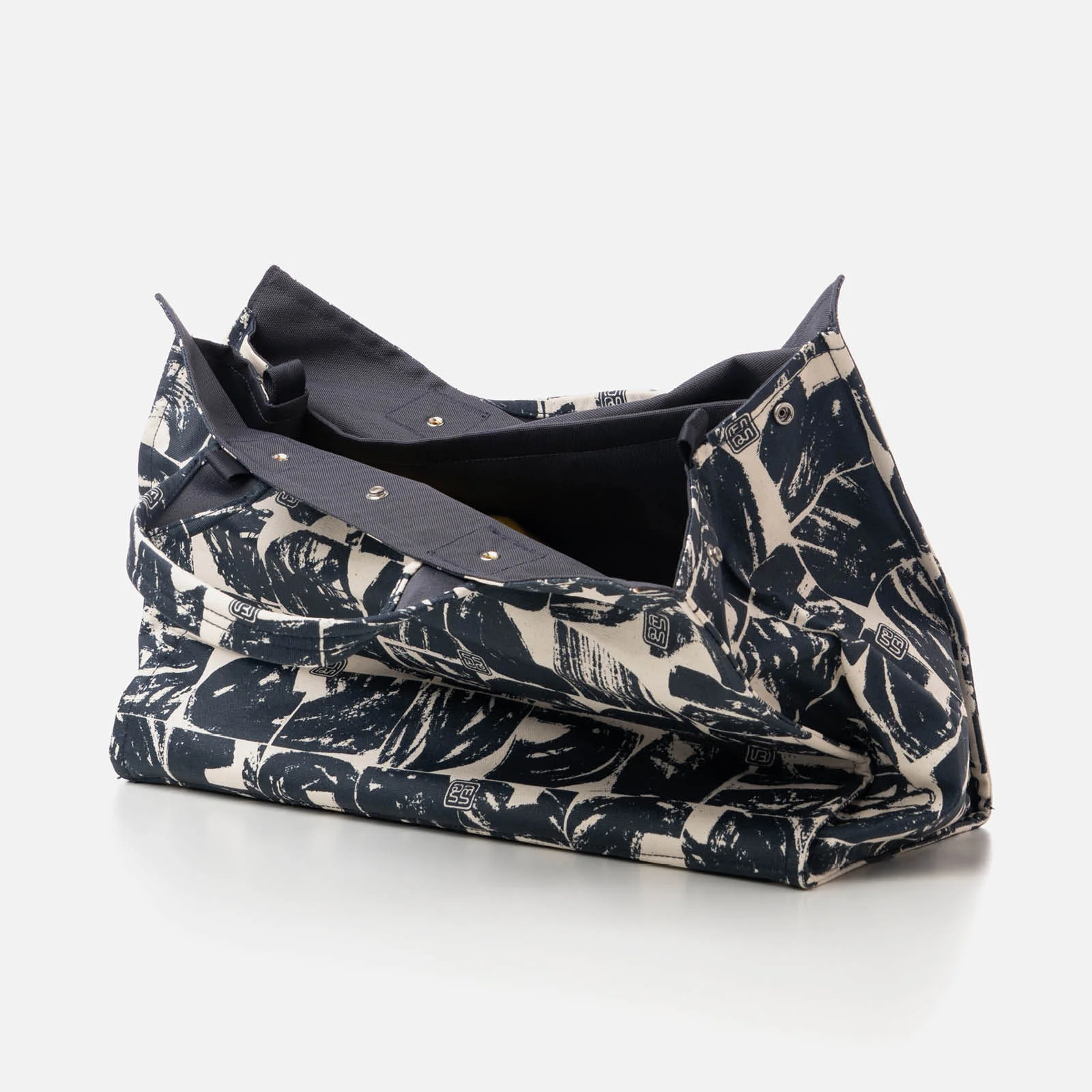 Postmo Blok - Sartorialist Tote - Image 3