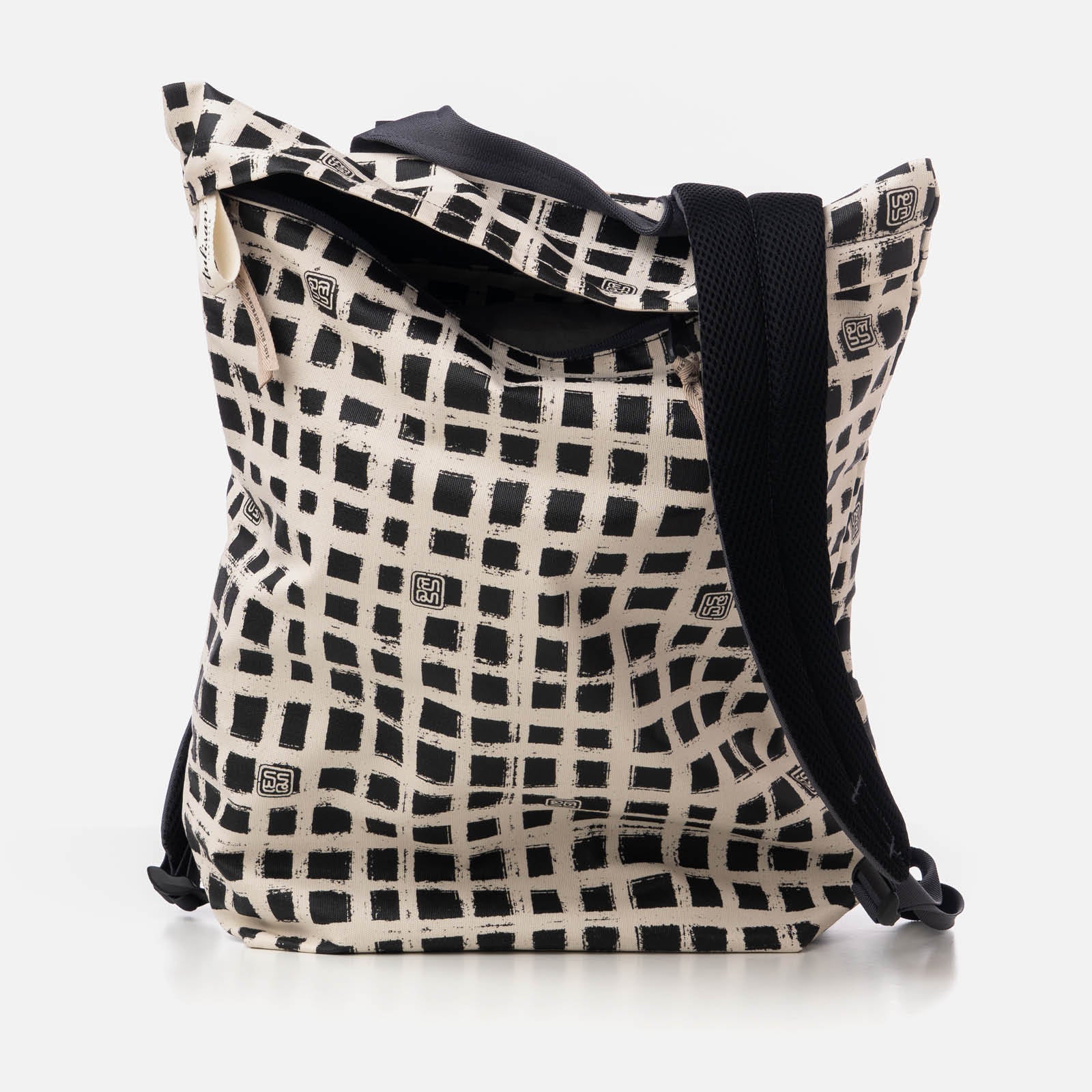 Postmo Kotak - Pedestrian Bag - Image 4