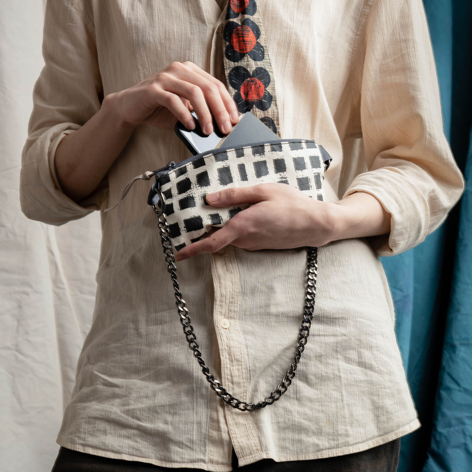 Postmo Kotak - Petite Pouch - Image 2