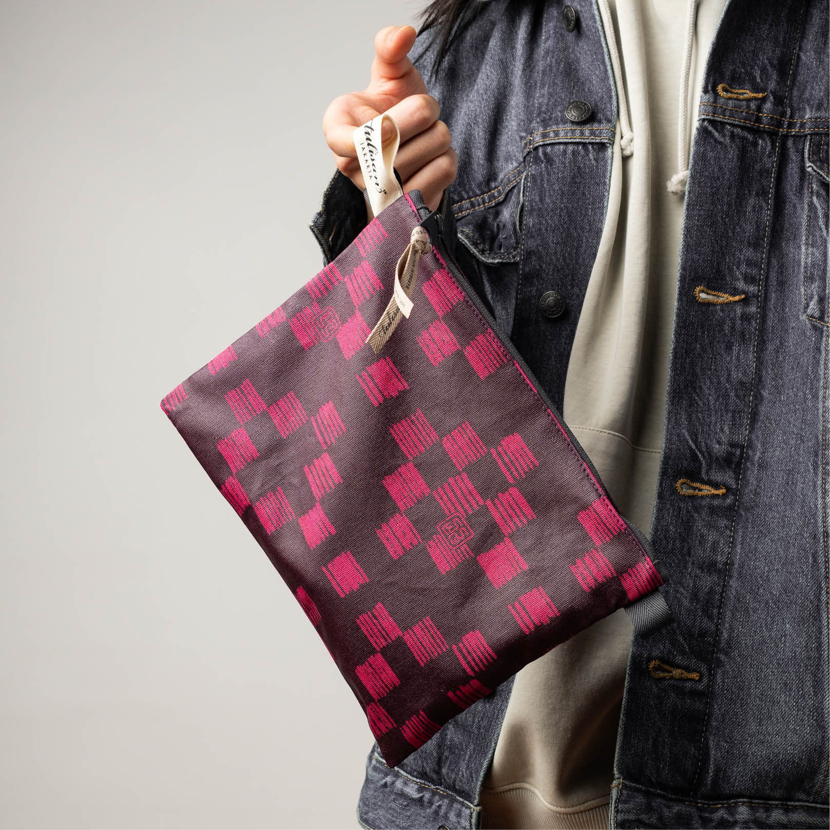 Postmo Ulos I - Medium Pouch - Image 3