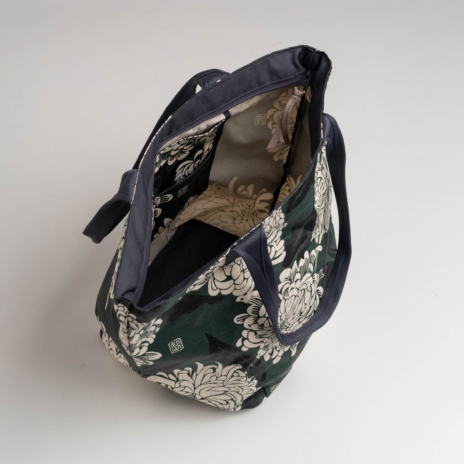 Seruni - City Tote - Image 3