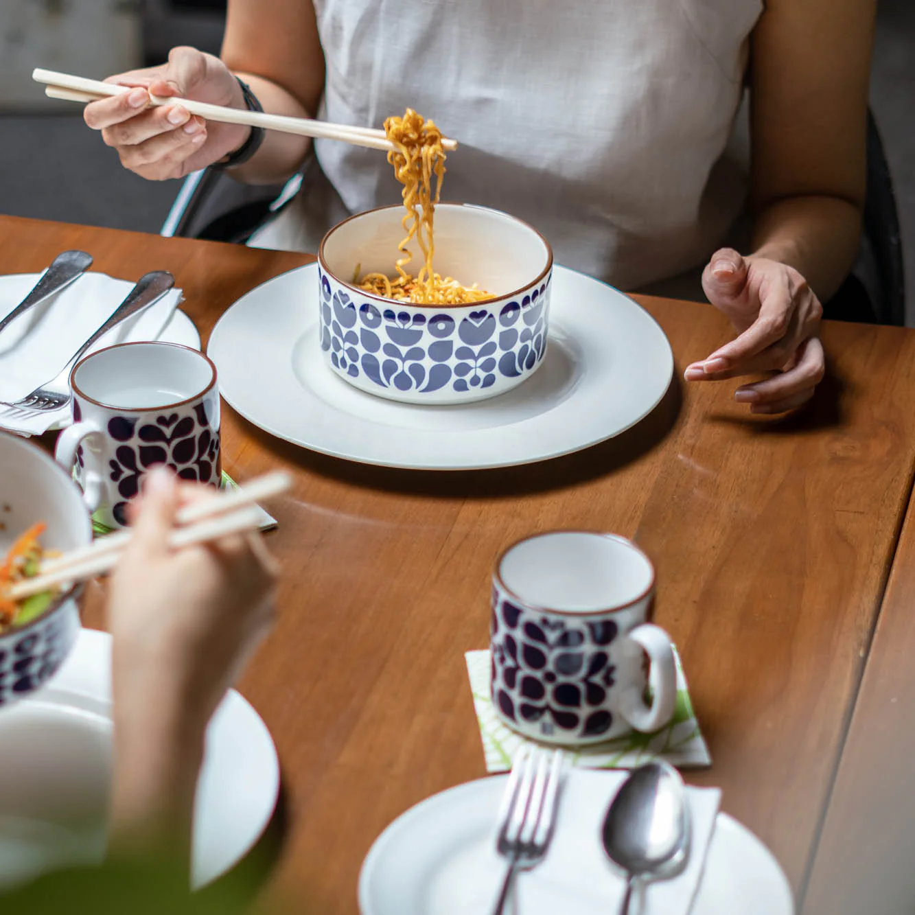 Titik Koma 0901 - Porcelain Bowls - Image 16